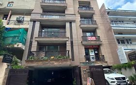 Sheesh Mahal Bed & Breakfast Bed And Breakfast